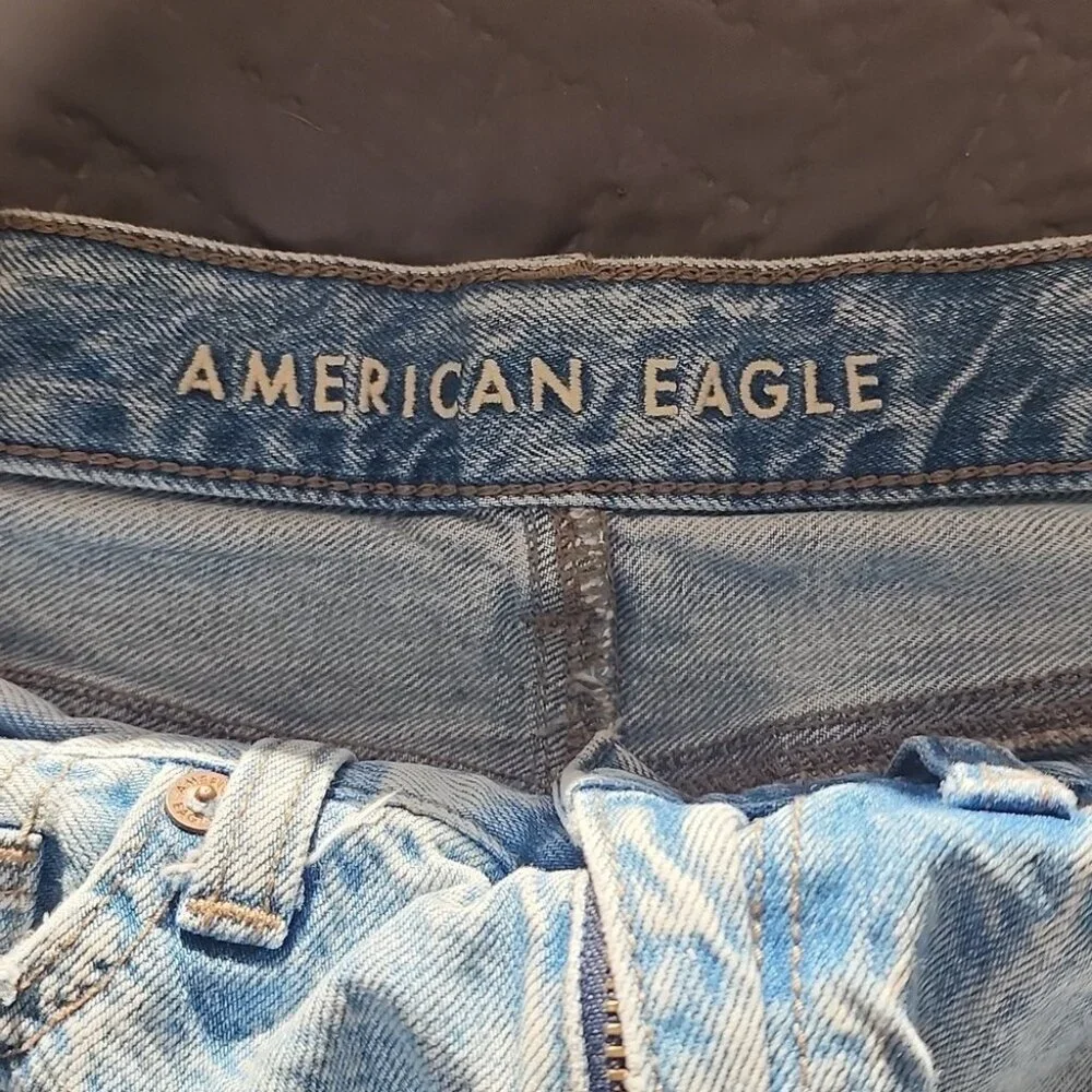 American Eagle factory super distressed Mom shorts size 0 - Picture 4 of 5